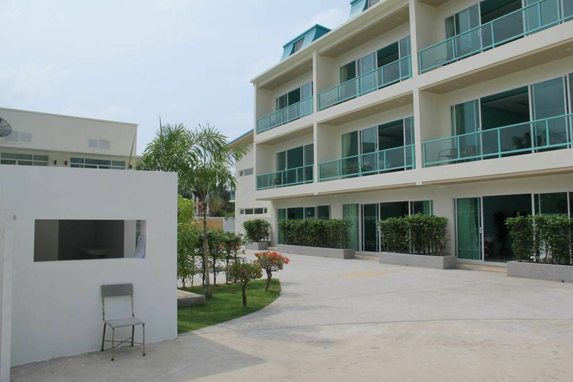 Condor Apartment Nai Harn Exterior photo
